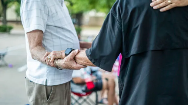 How to Talk to Aging Parents about Care Options