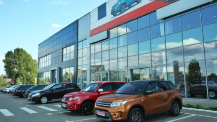 How Modern Dealerships Are Improving the Car Buying Experience