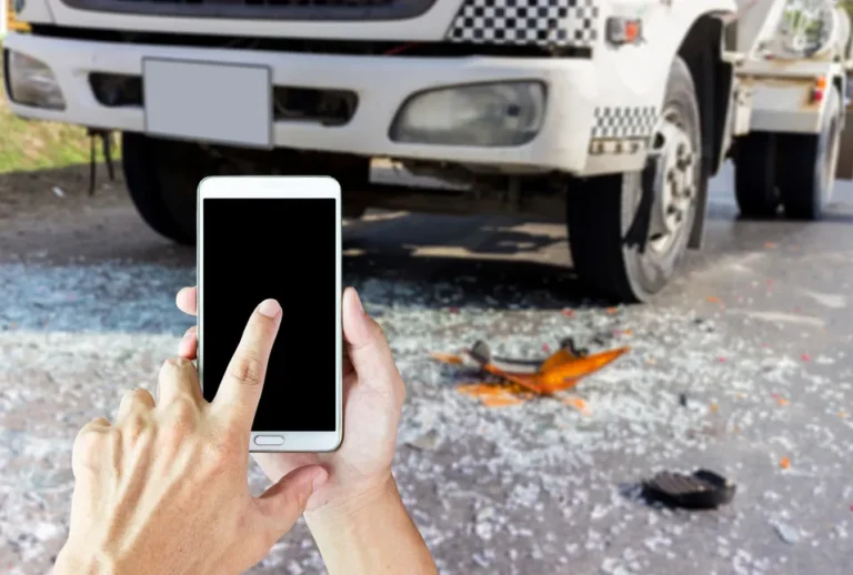 7 Important Steps to Take After a Truck Accident to Protect Your Claim