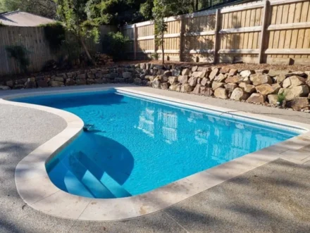 What to Consider When Choosing Pool Tiles Melbourne for Lasting Style